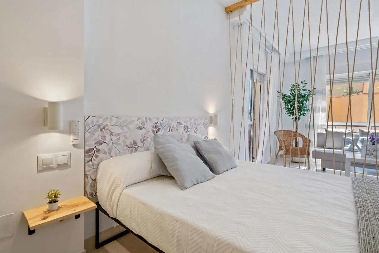 Nina Surena Home Anoreta Golf Torre de Benagalbon 0*,  Spain